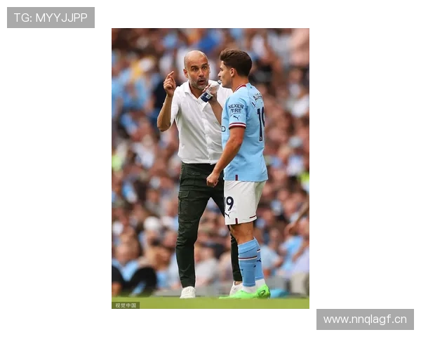 阿尔瓦雷斯与梅西：国家队进攻搭档的战术适配性及价值差异分析